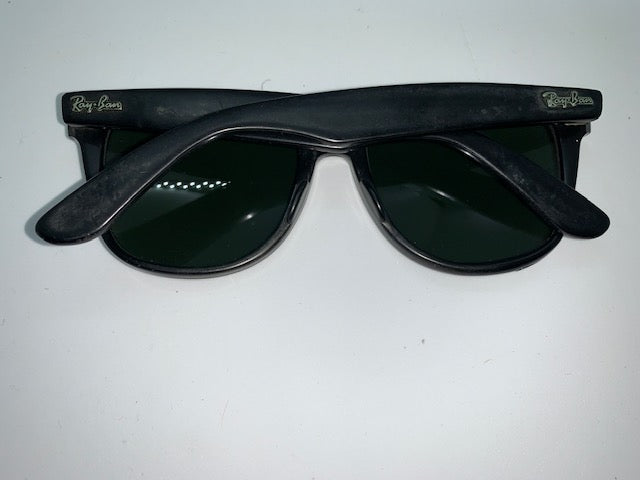 Black Vintage Ray-Ban Sunglasses