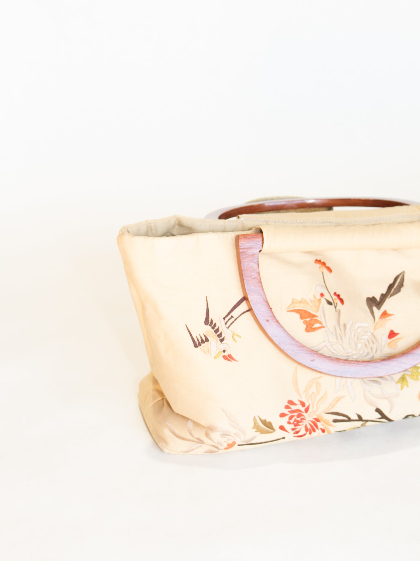 MONYA Beige Fabric Embroidered Floral Bag w/ Wooden Handles